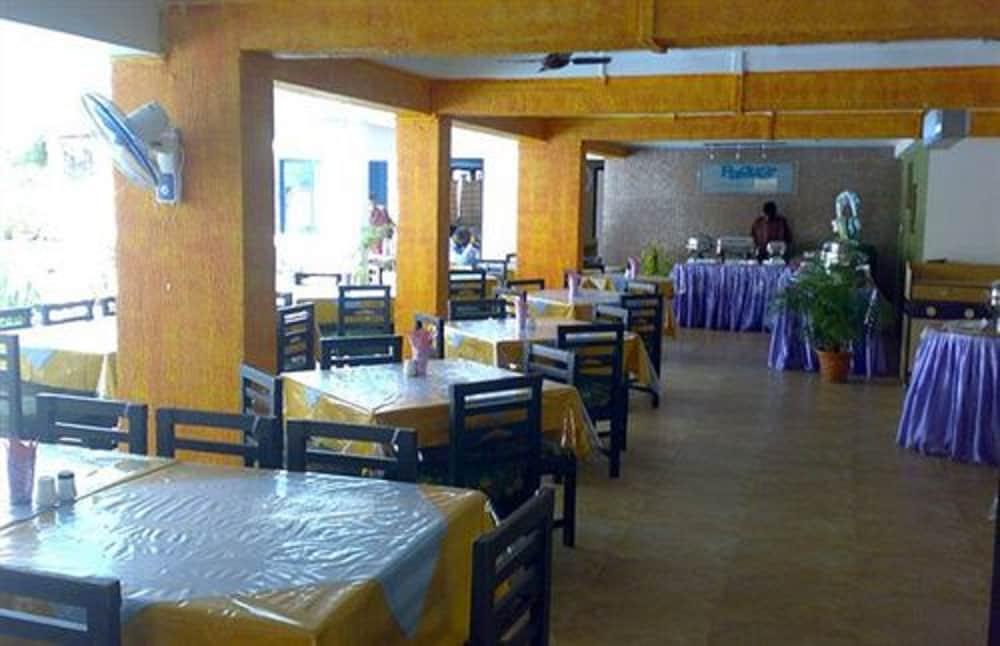 Alor Holiday Resort Calangute Zewnętrze zdjęcie